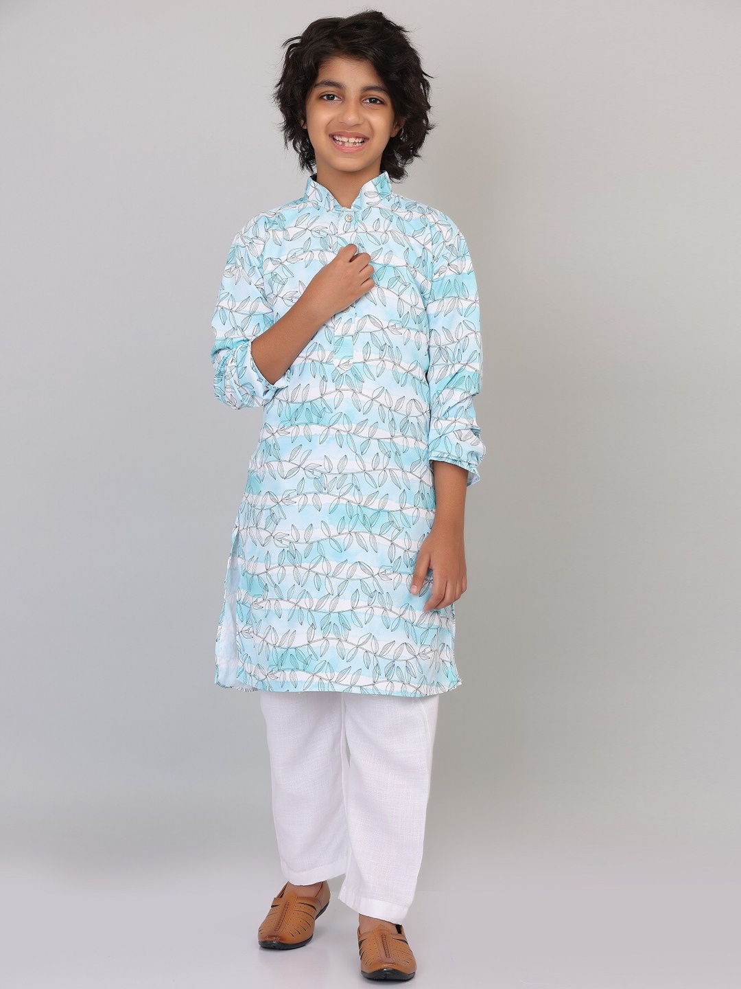 

SmartRAHO Boys Floral Printed Kurta with Pyjamas, Blue