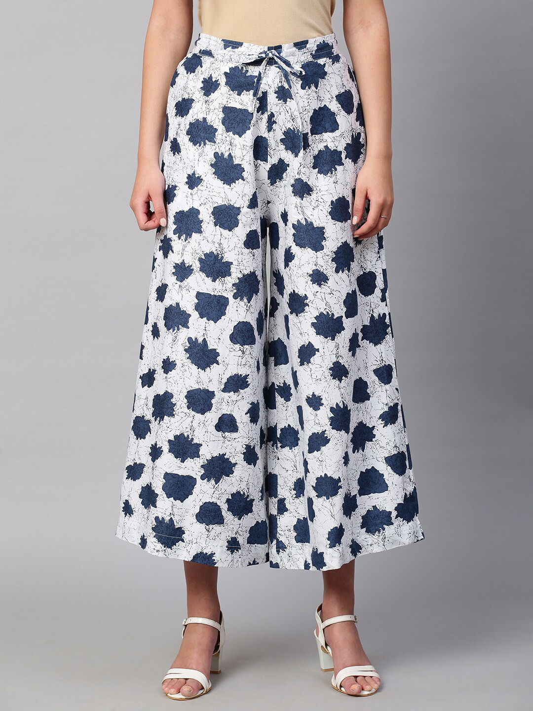 

RATAN Women Floral Printed Cropped Palazzos, White