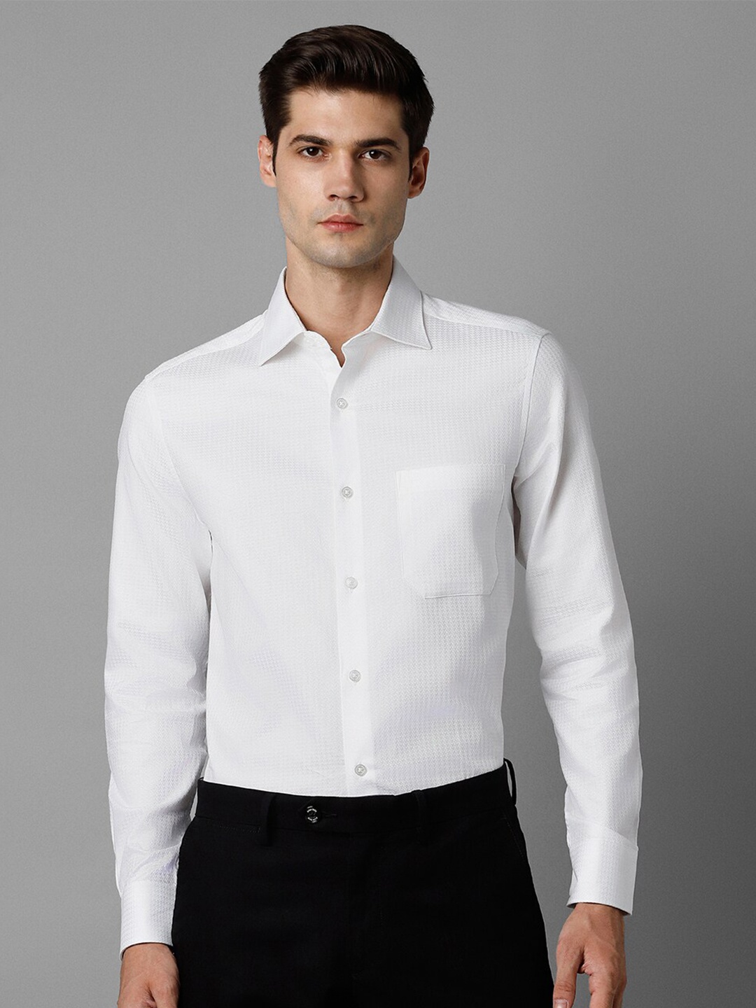 

Louis Philippe Spread Collar Slim Fit Pure Cotton Formal Shirt, White