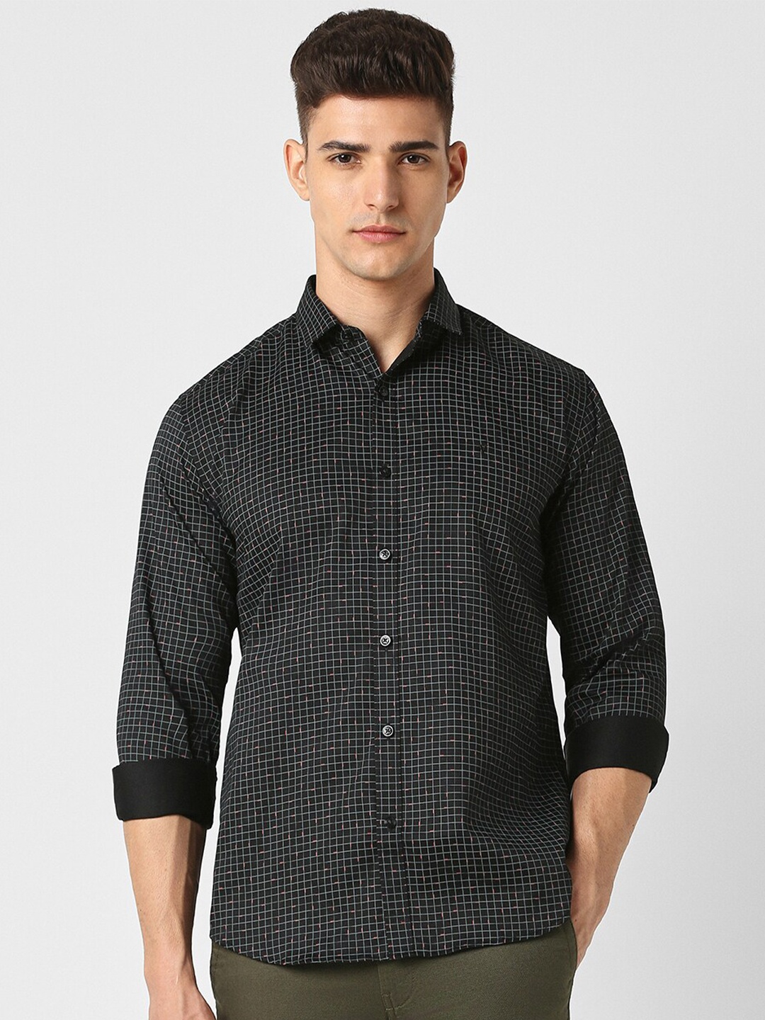 

V Dot Men Checked Pure Cotton Casual Shirt, Black