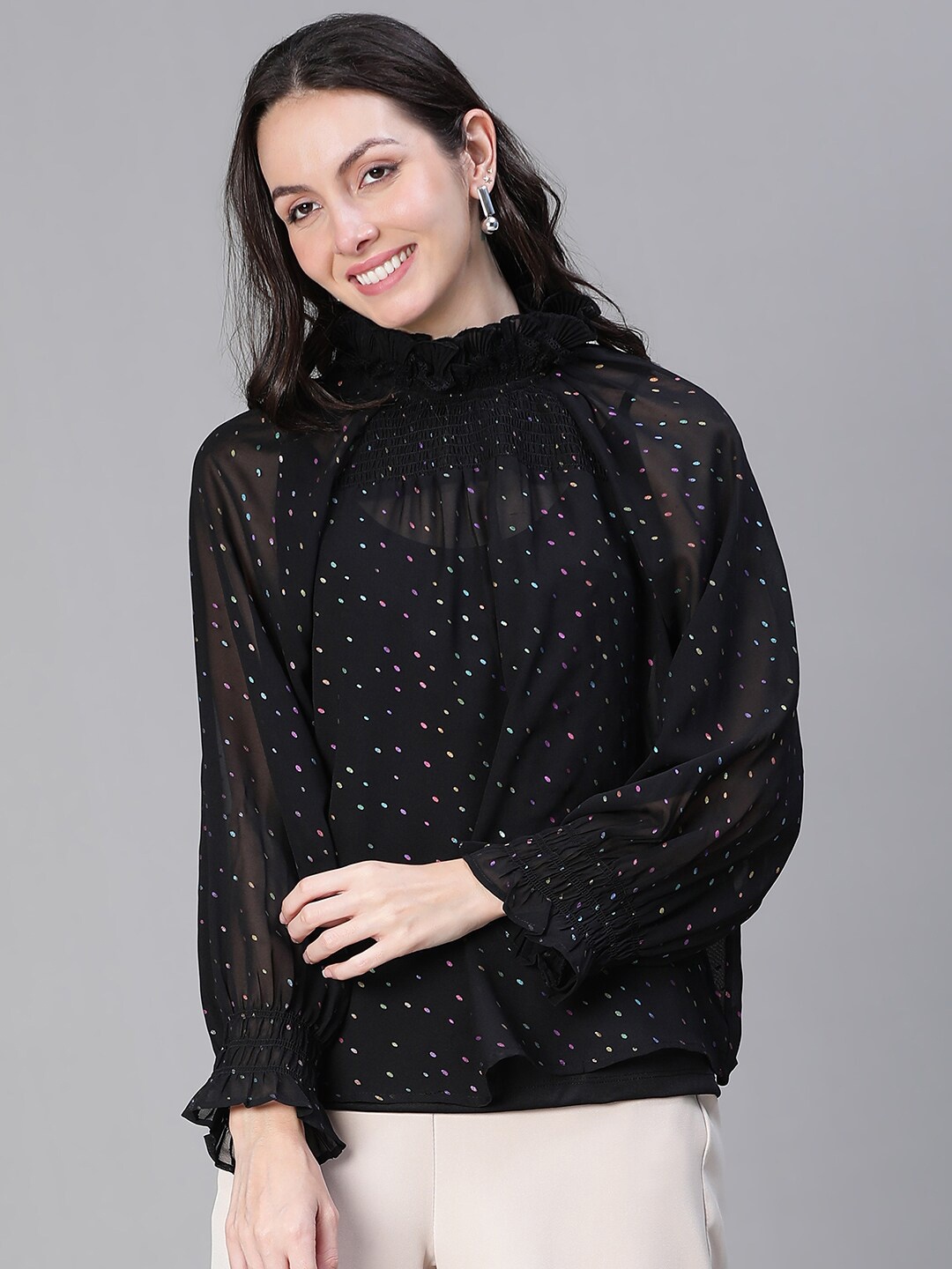 

Oxolloxo Textured Self Design Smocked Blouson Top, Black