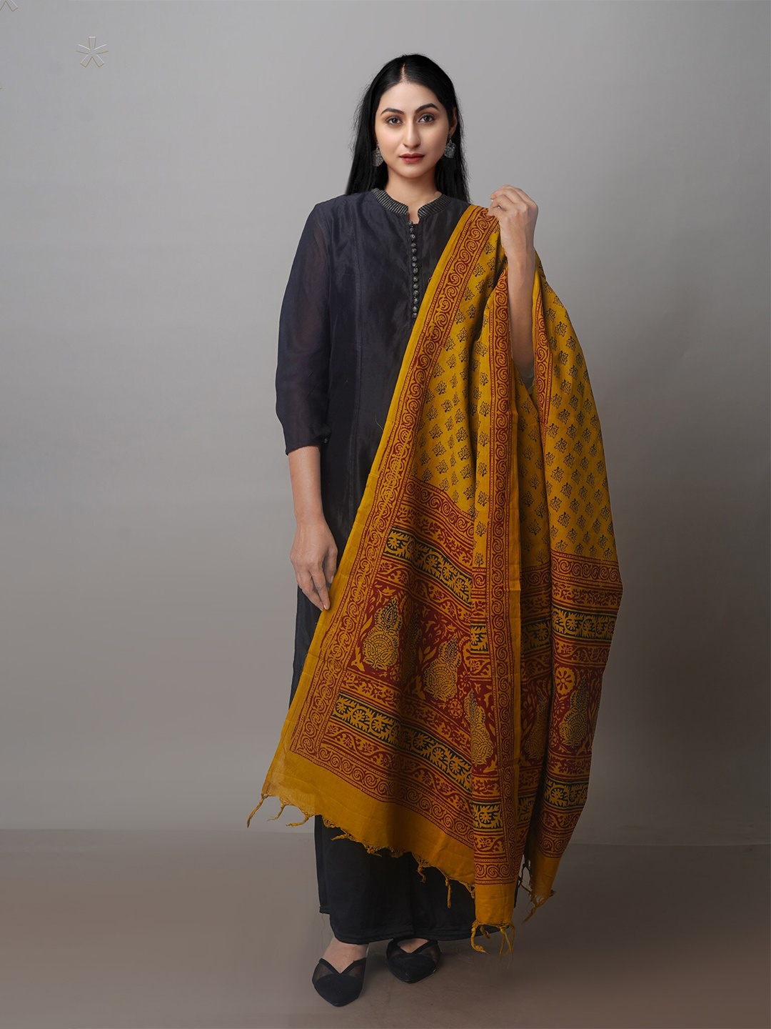 

Unnati Silks Bandhani Printed Silk Banarasi Dupatta, Mustard