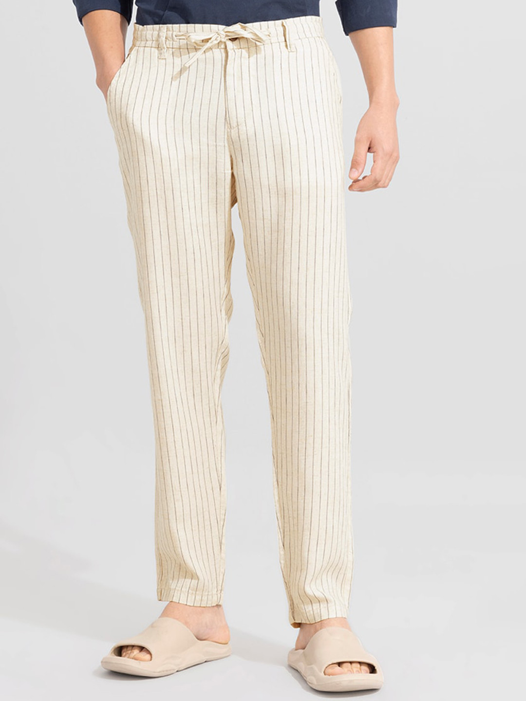 

Snitch Men Beige Striped Relaxed Straight Fit Linen Trousers