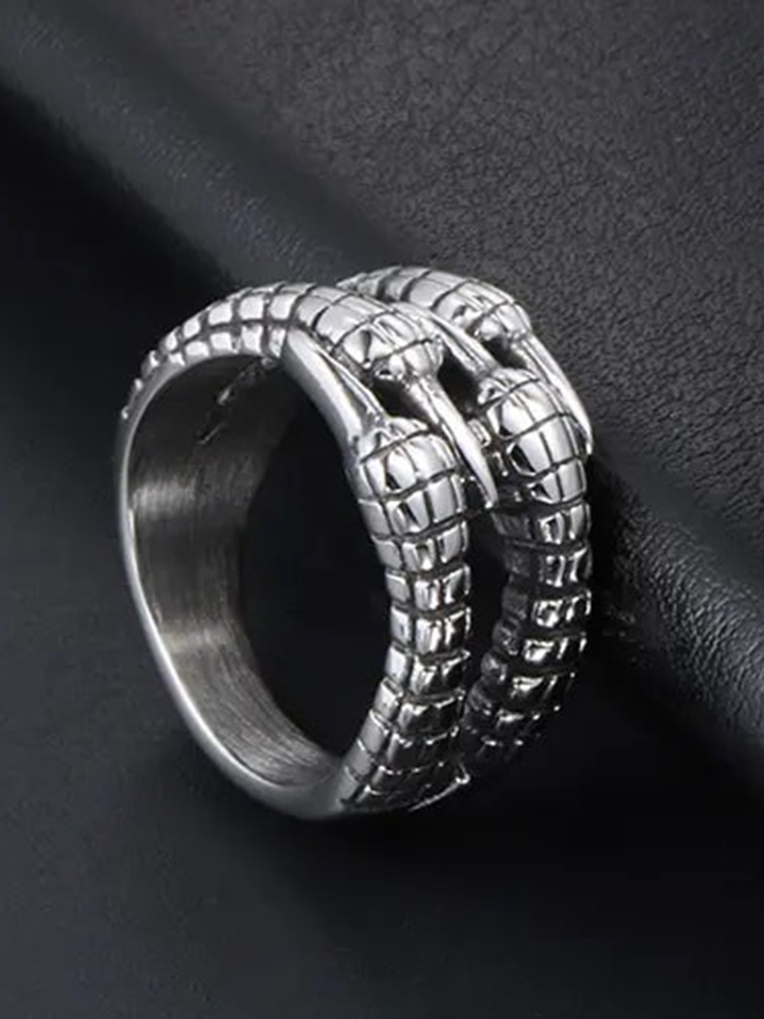 

MEENAZ Men Silver-Plated Textured Adjustable Finger Ring