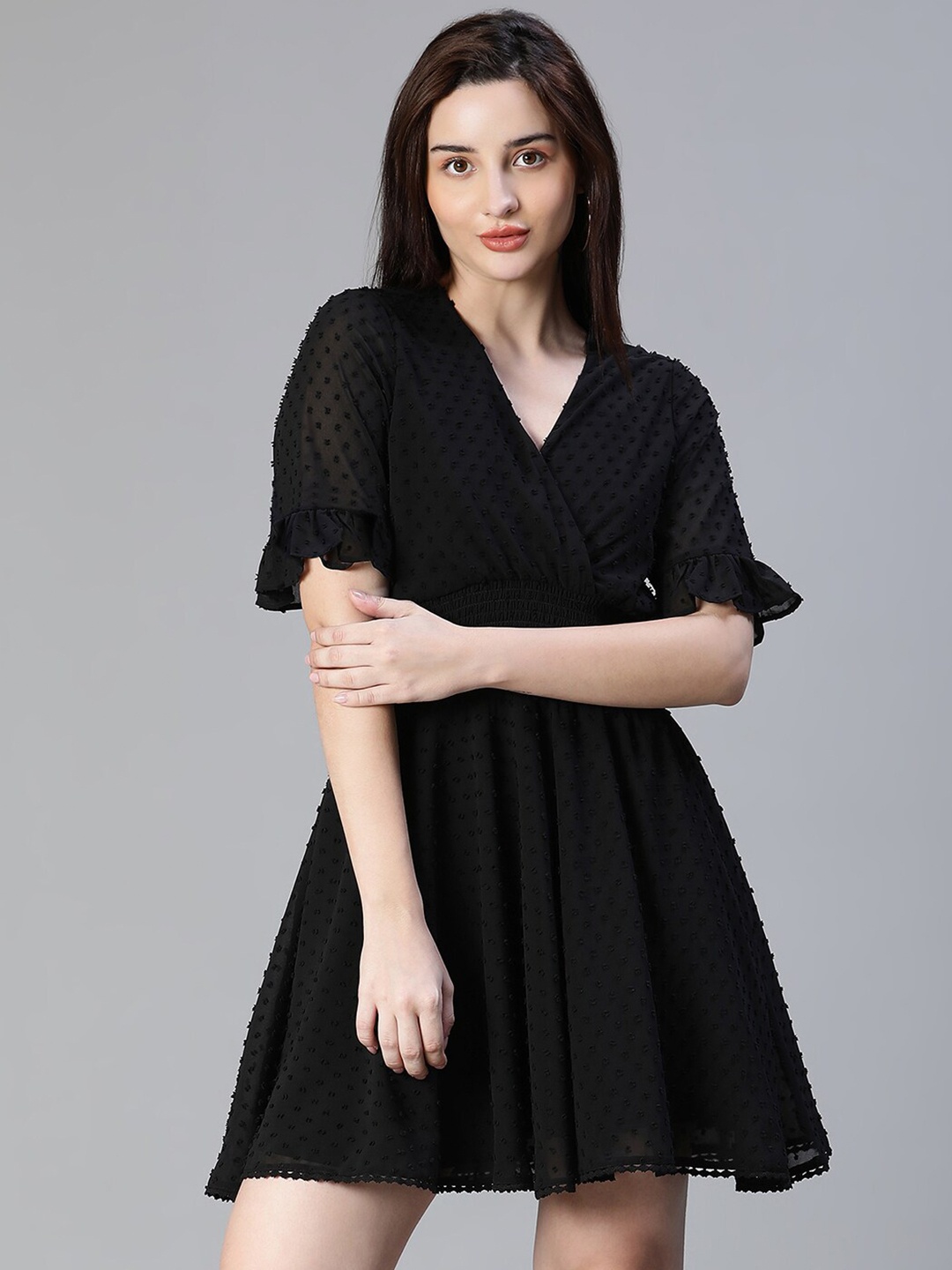 

Oxolloxo Self Design V-Neck Smocked Fit & Flare Dress, Black