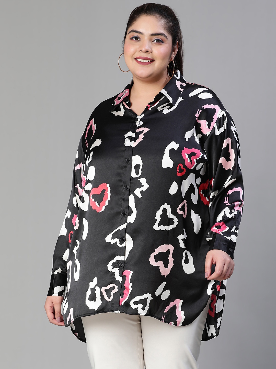 

Oxolloxo Plus Size Geometric Printed Modern Boxy Satin Casual Shirt, Black
