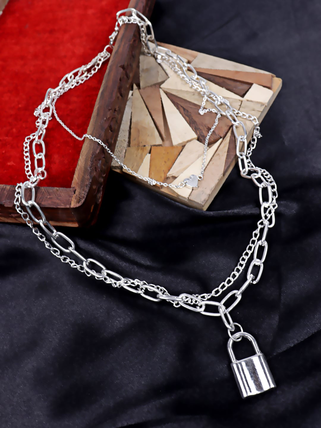 

Krelin Silver-Plated Link Necklace