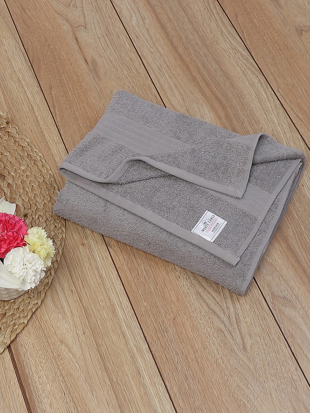 

Monte Carlo Grey Self-Design 400 GSM Cotton Bath Towel