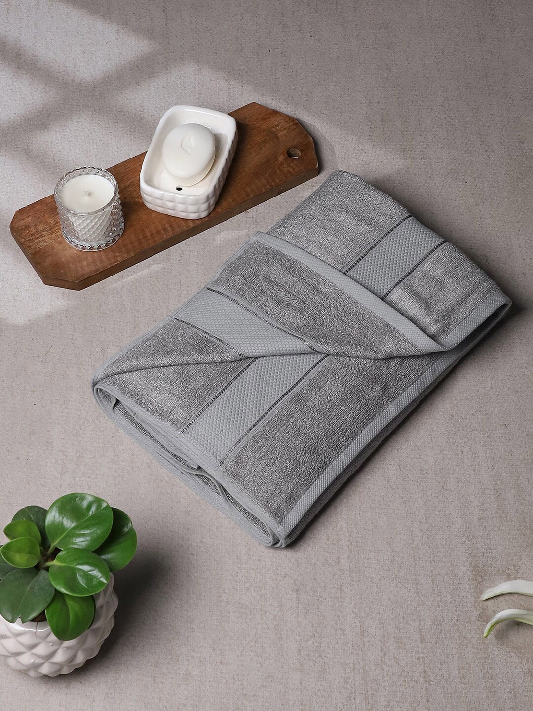 

Monte Carlo Bamboo Grey Cotton 600 GSM Bath Towel