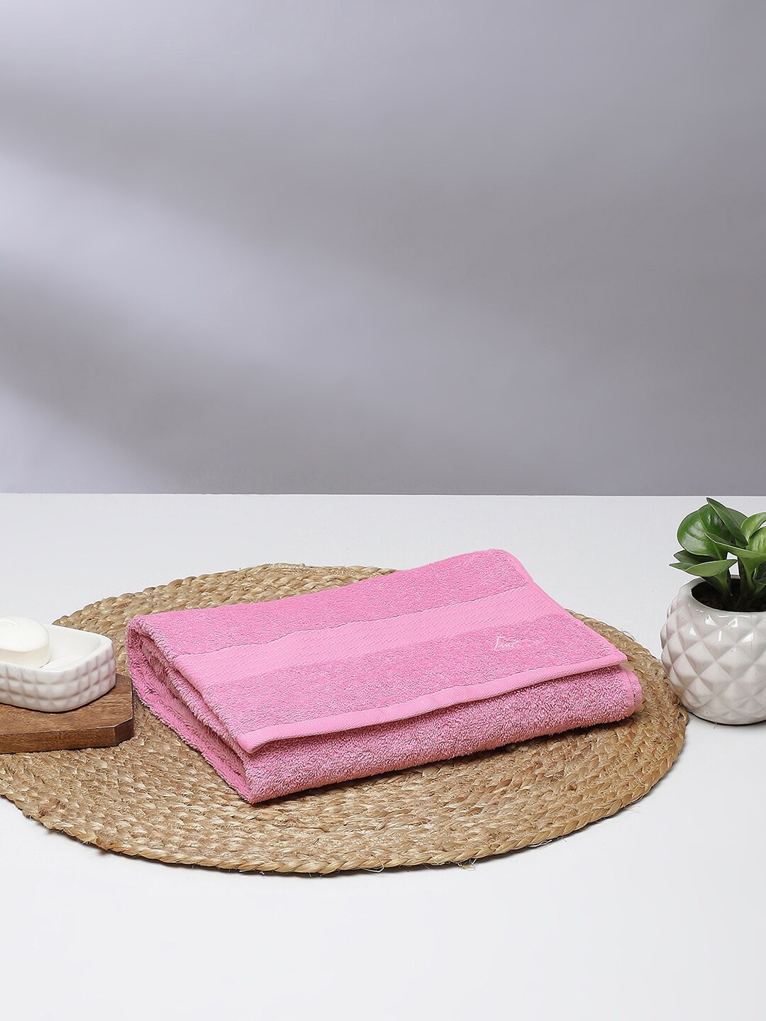 

Monte Carlo Marina Pink Cotton 400 GSM Bath Towel