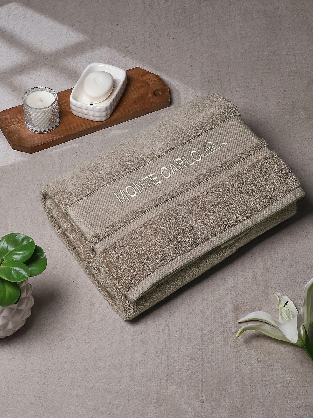

Monte Carlo Eusapia Beige Cotton 625 GSM Bath Towel