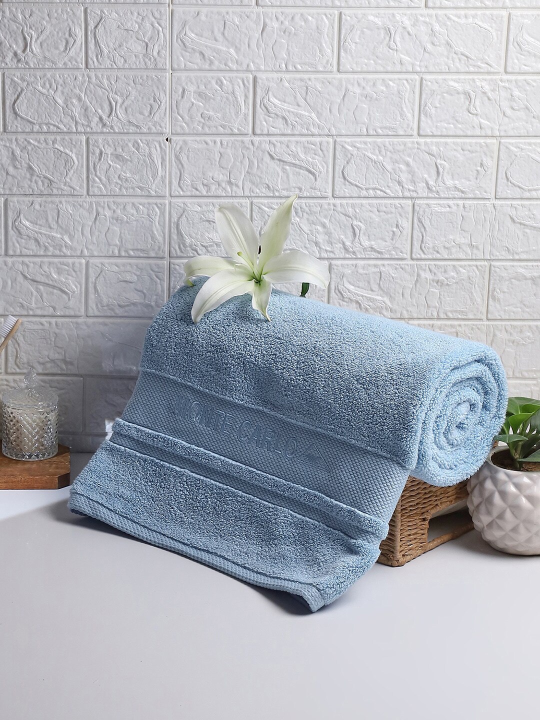 

Monte Carlo Eusapia Blue Cotton 625 GSM Bath Towel