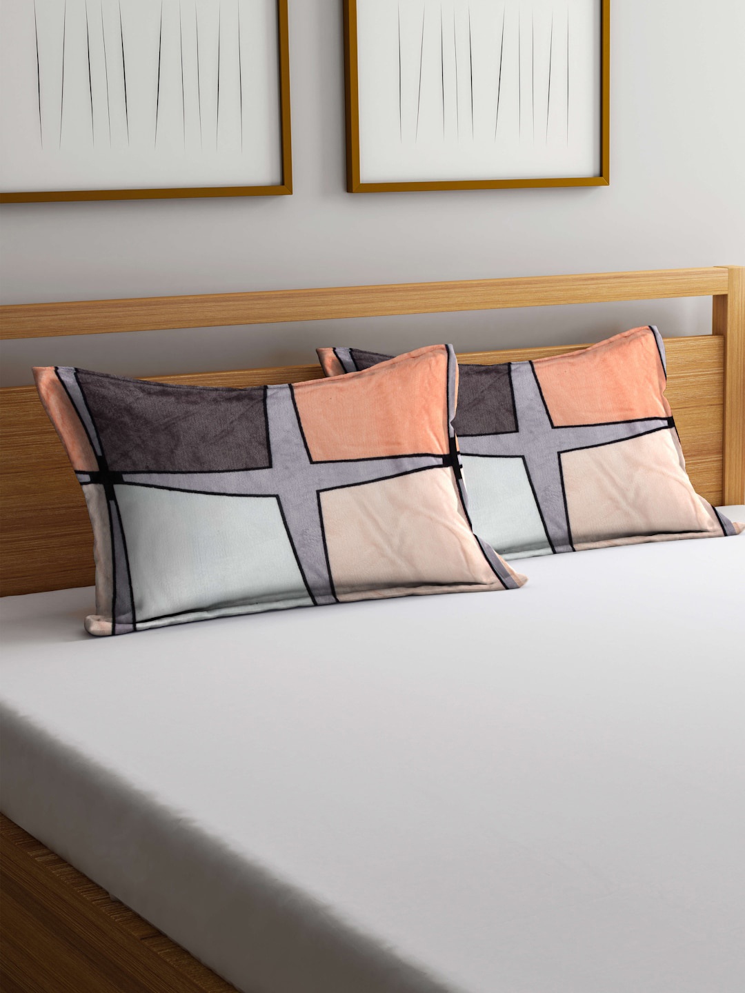 

KLOTTHE Pink & Grey 2 Pieces Embellished Woollen Pillow Covers