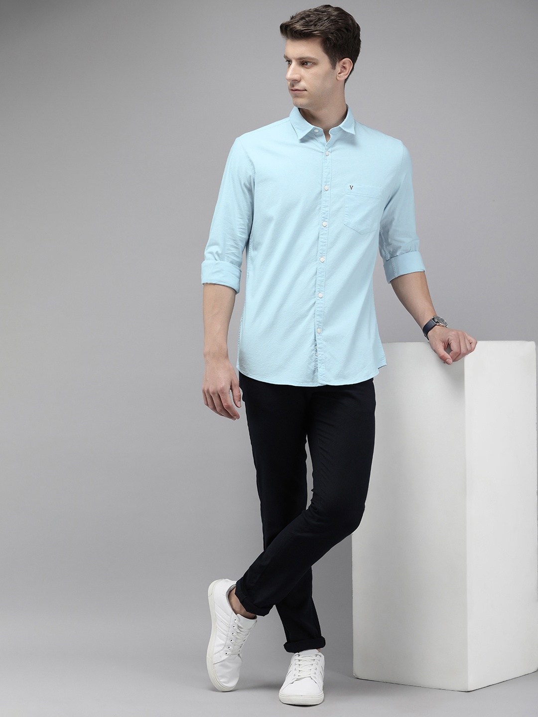 Van Heusen Sport Solid Spread Collar Slim Fit Casual Shirt, Blue