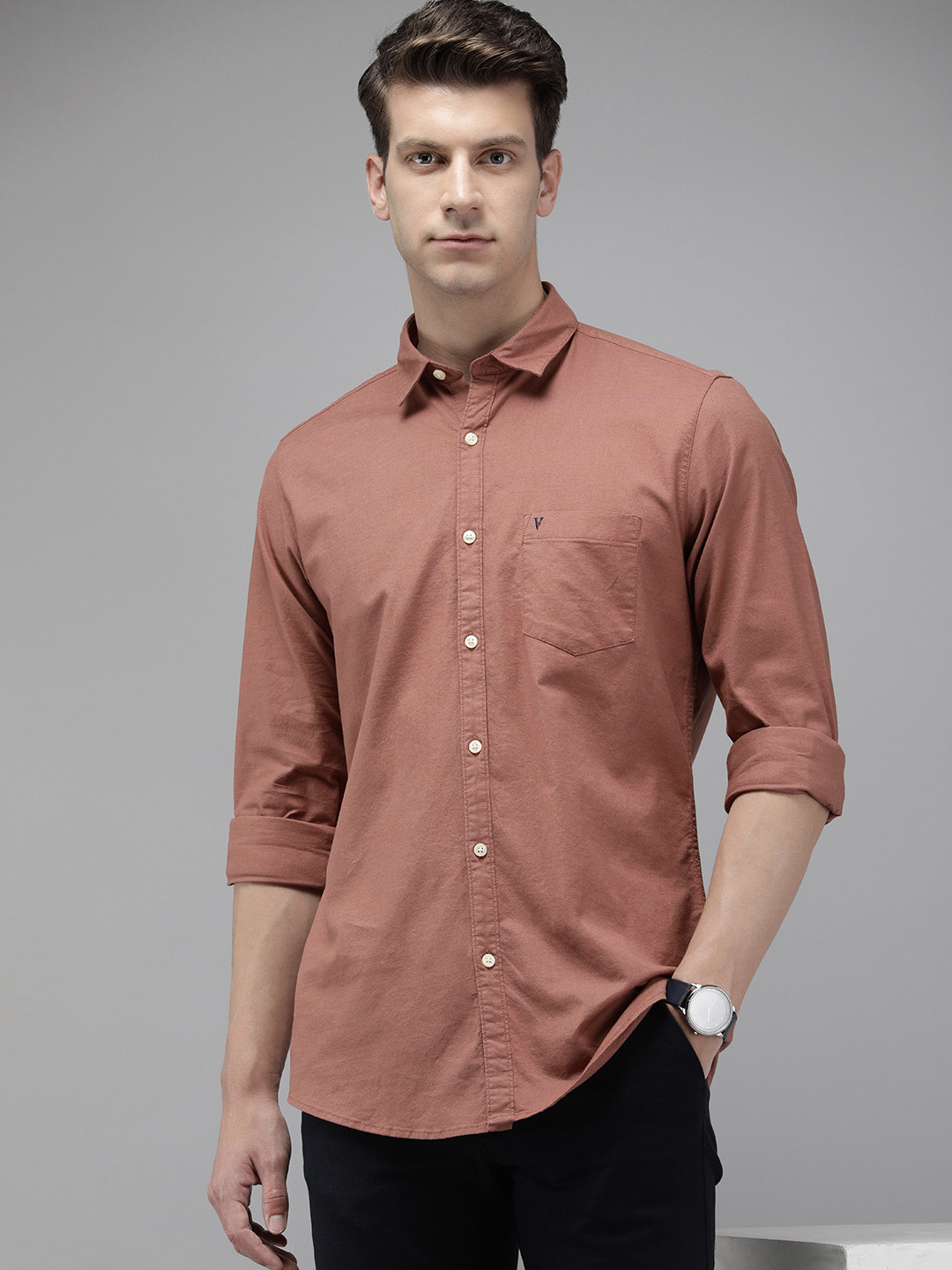 

Van Heusen Sport Solid Spread Collar Slim Fit Casual Shirt, Pink