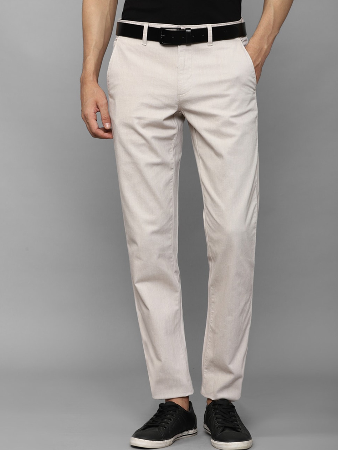 

Louis Philippe Sport Men Slim Fit Trousers, Cream