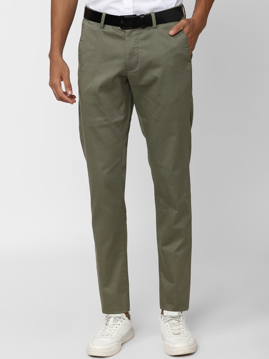 

Van Heusen Sport Men Slim Fit Mid-Rise Trousers, Olive