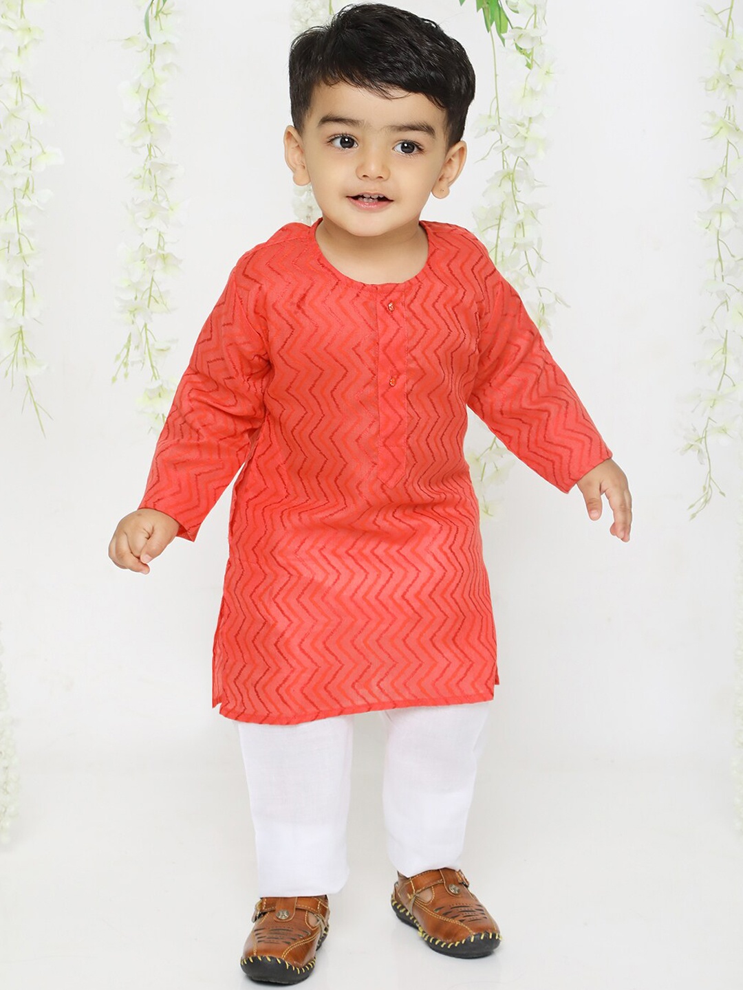 

KID1 Boys Chevron Printed Pure Cotton Kurta with Pyjamas, Peach