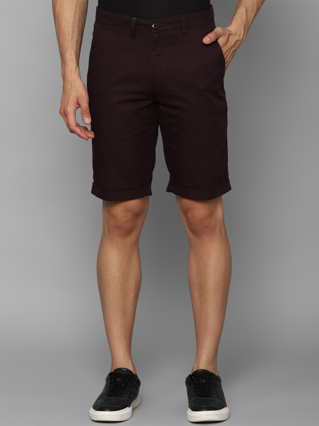 

Allen Solly Men Slim Fit Pure Cotton Shorts, Brown