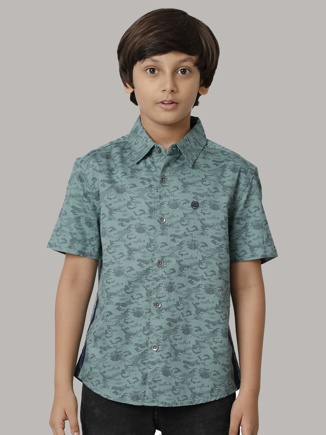 

UNDER FOURTEEN ONLY Boys Opaque Printed Casual Shirt, Green