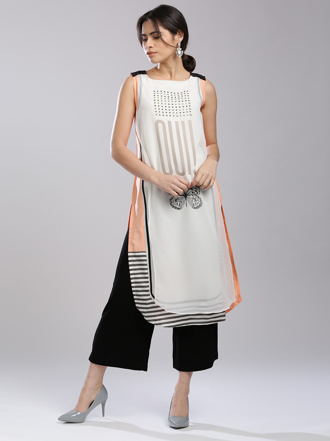 

W Women White & Peach-Coloured Printed Layered Straight Kurta