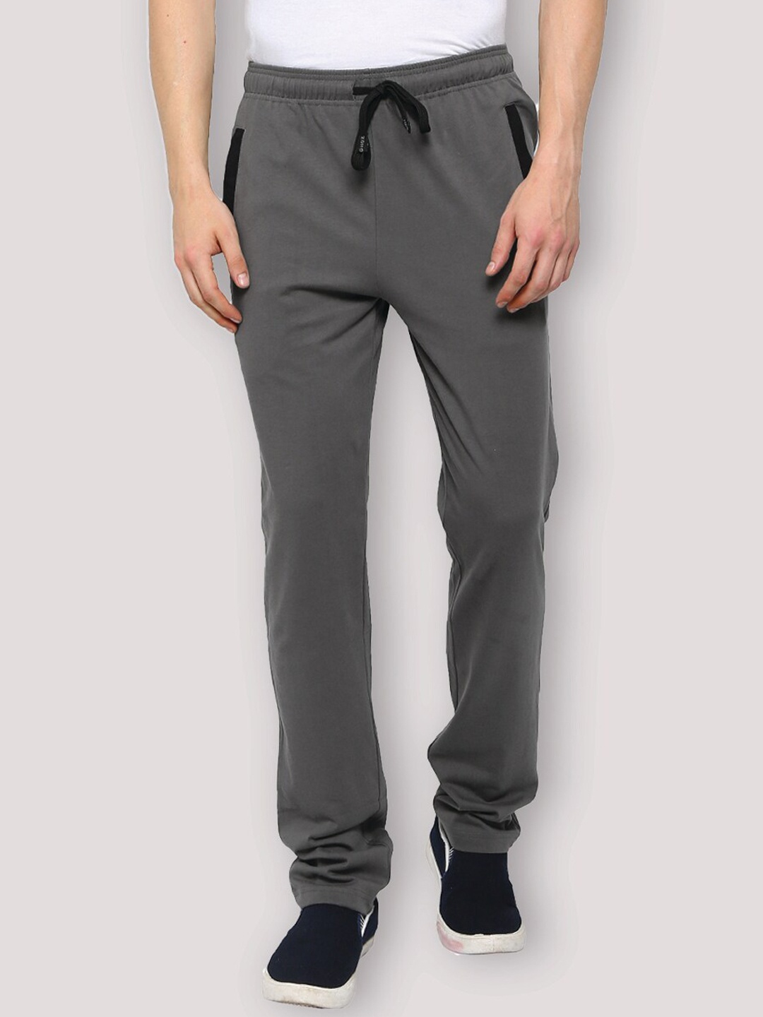 

Zoiro Men Mid-Rise Relaxed Fit Dry Fit Technology Cotton Track Pants, Charcoal