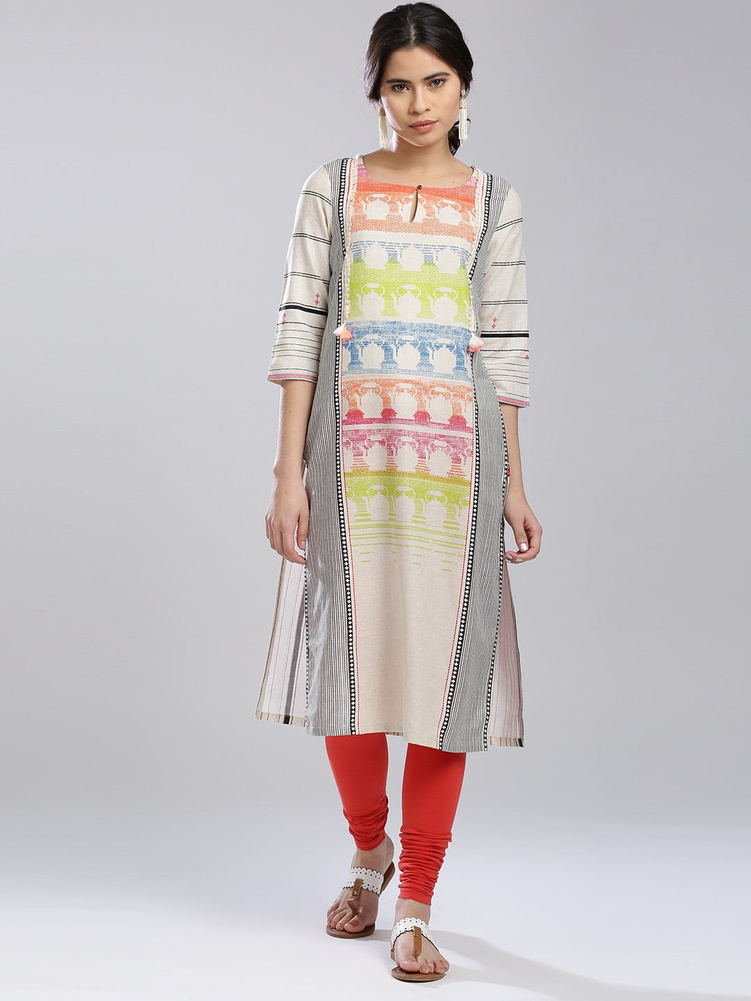 

W Women Beige & Black Printed Straight Kurta