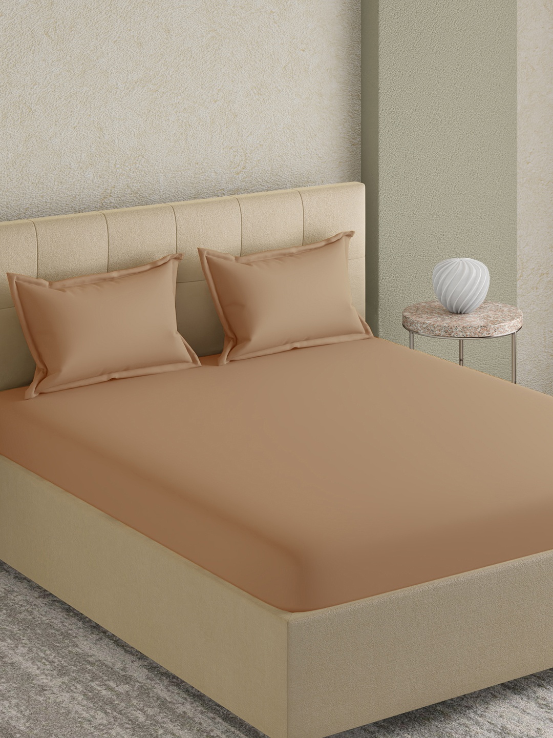 

GM Coffee Brown 300 TC Cotton King Bedsheet with 2 Pillow Covers