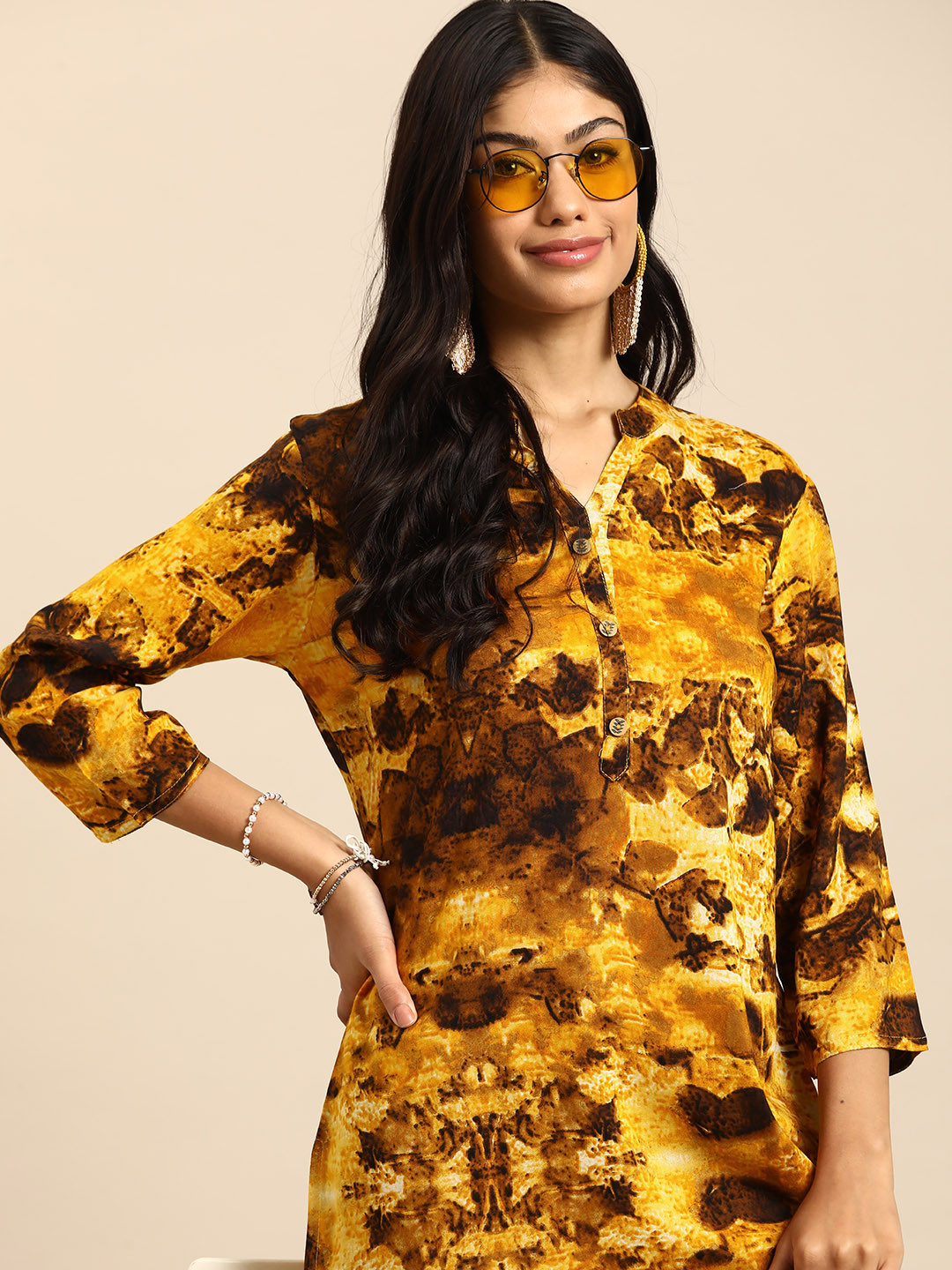 

Sangria Tie Dyed Straight Kurti, Yellow