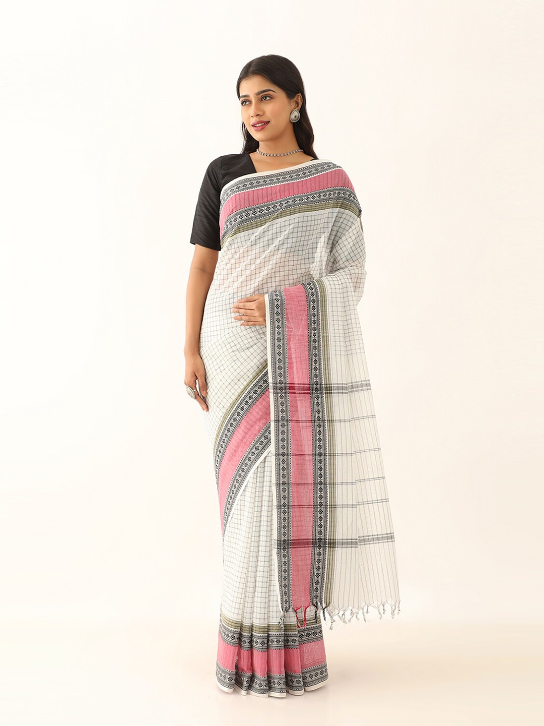 

Taneira Checked Pure Cotton Chettinad Saree, Off white