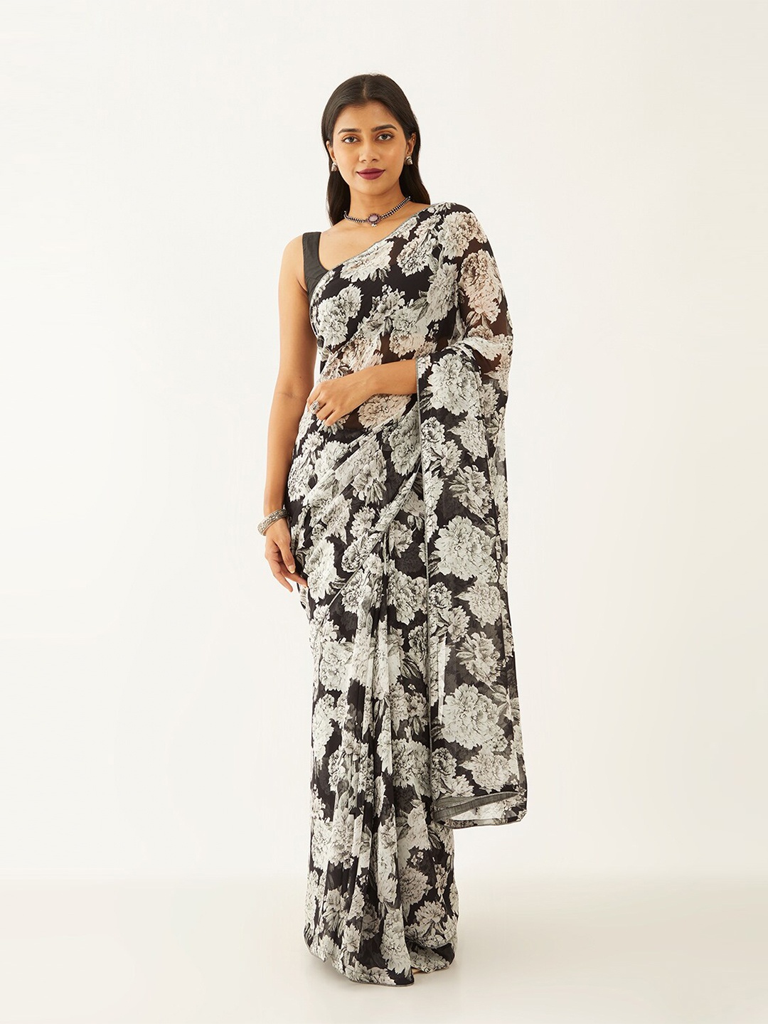 

Taneira Floral Block Printed Saree, Black