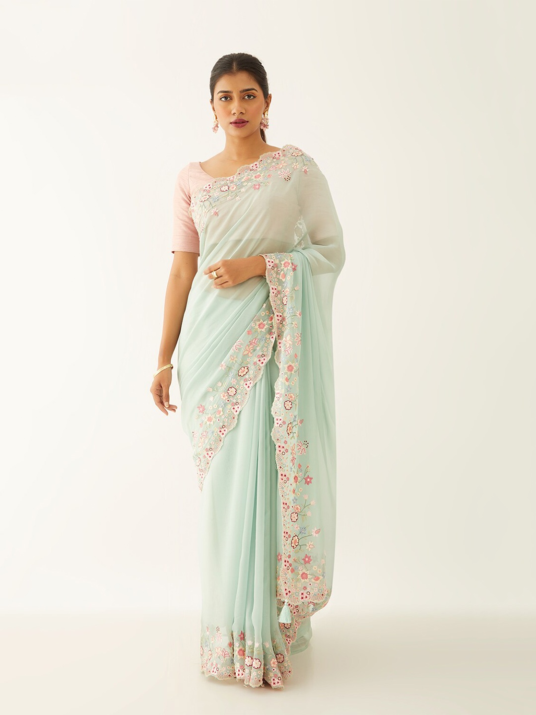 

Taneira Embroidered Saree, Blue