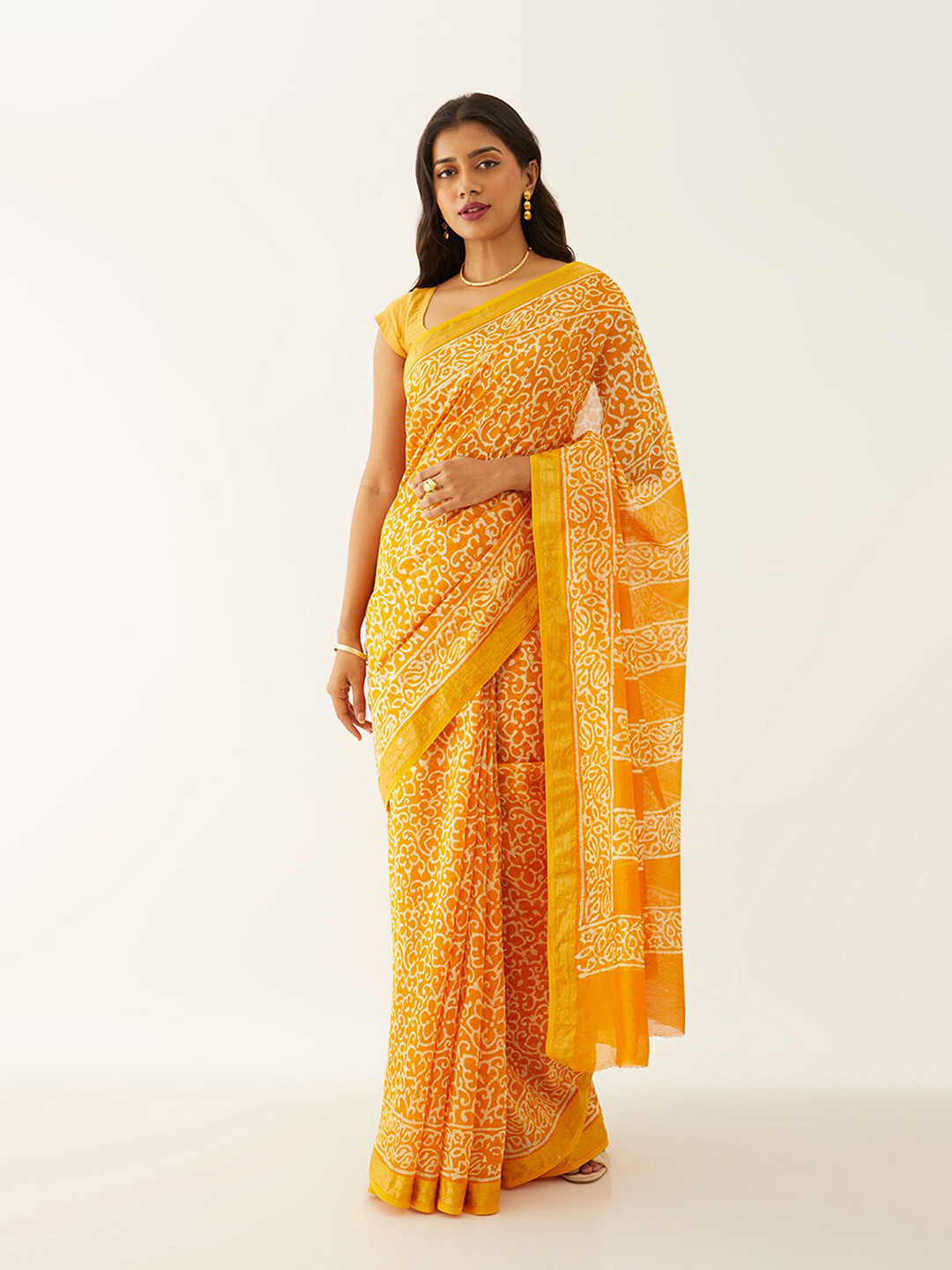 

Taneira Floral Printed Zari Silk Cotton Block Print Saree, Yellow