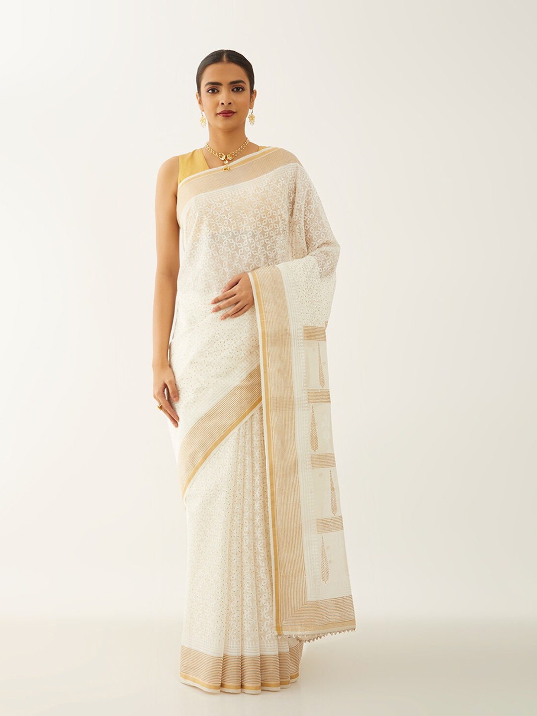 

Taneira Ethnic Motifs Printed Zari Silk Cotton Saree, Off white