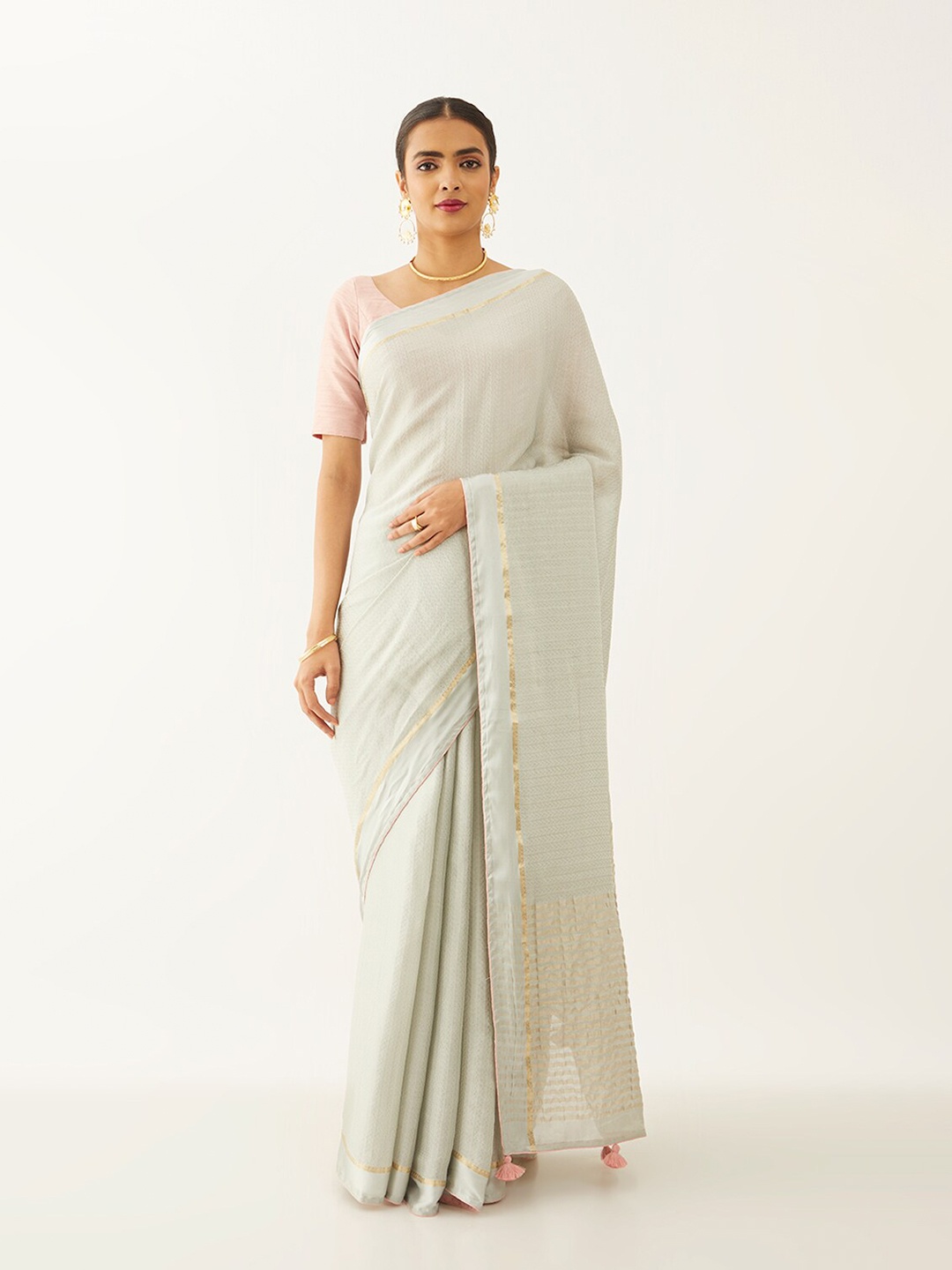 

Taneira Striped Zari Pure Crepe Saree, Grey