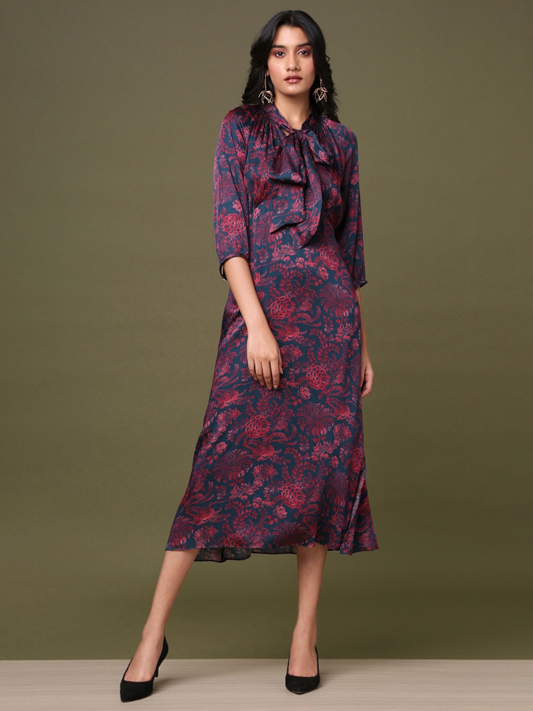 

Marigold Lane Floral Printed A-Line Midi Dress, Navy blue
