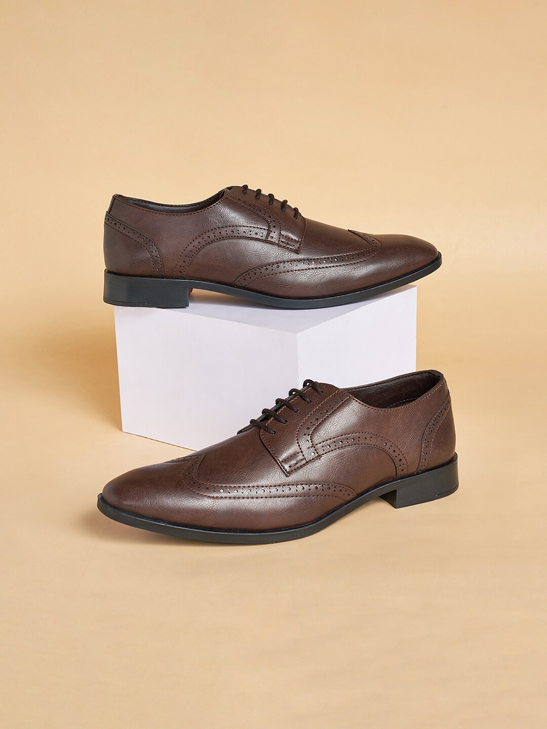 

BYFORD by Pantaloons Men Textured Formal Derbys, Brown