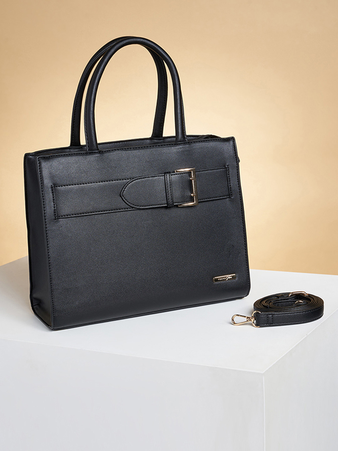 

Forever Glam by Pantaloons Structured Handheld Bag, Black