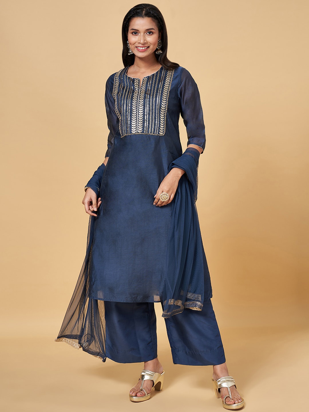 

RANGMANCH BY PANTALOONS Embroidered Kurta With Palazzos & With Dupatta, Grey melange