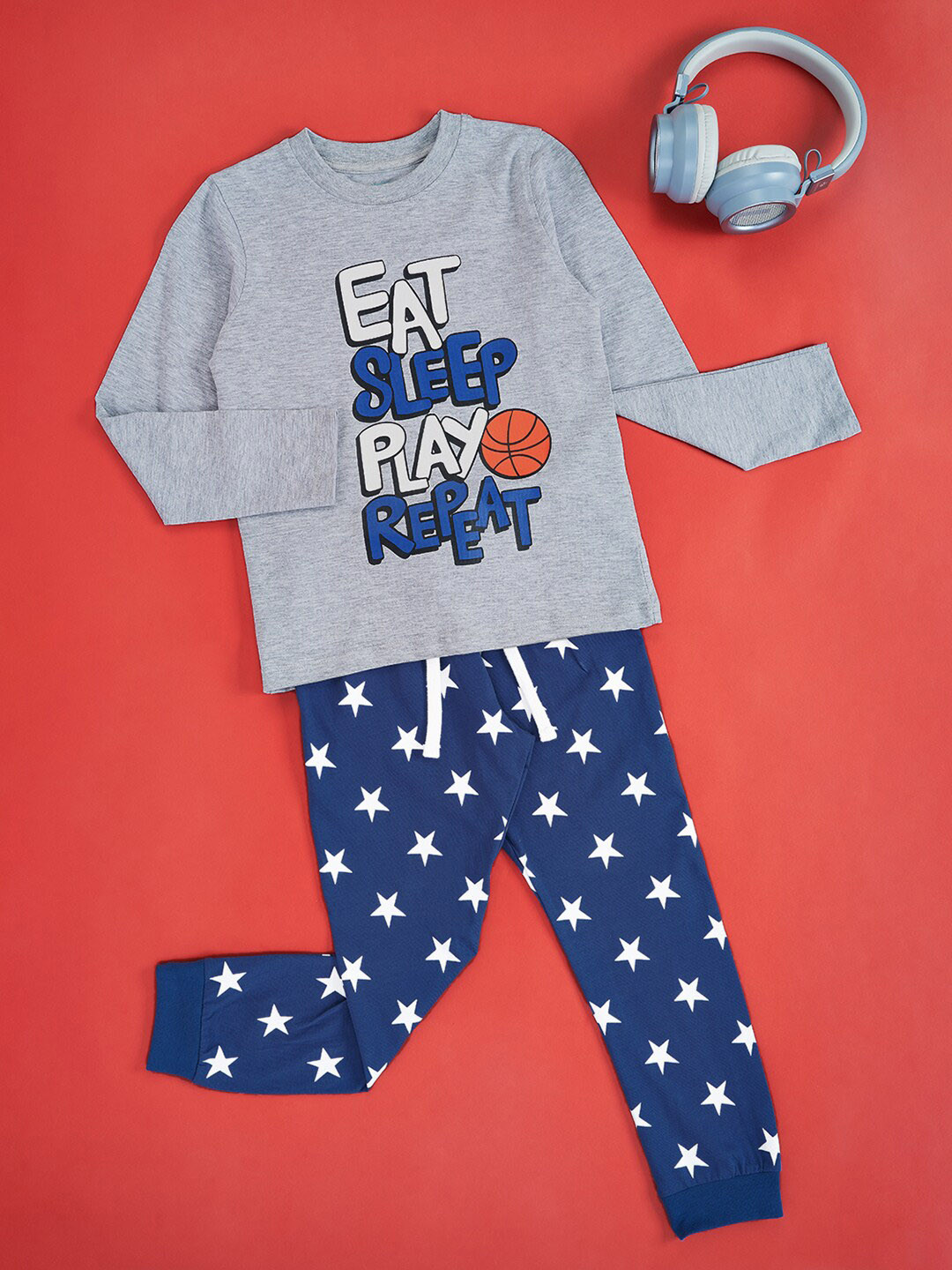 

Pantaloons Junior Boys Typography Printed Pure Cotton Night suit, Navy blue