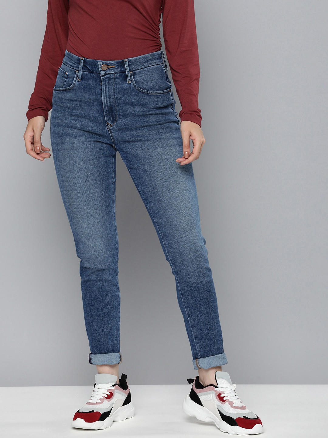 

Levis Women 721 Skinny Fit High-Rise Heavy Fade Stretchable Jeans, Blue