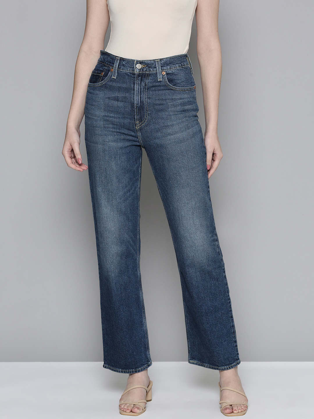 

Levis Women Blue Straight Fit High-Rise Light Fade Stretchable Jeans