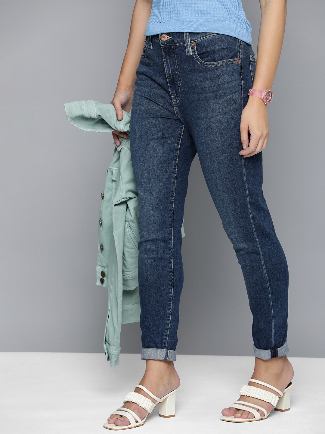 

Levis Women 721 Skinny Fit High-Rise Light Fade Stretchable Jeans, Blue