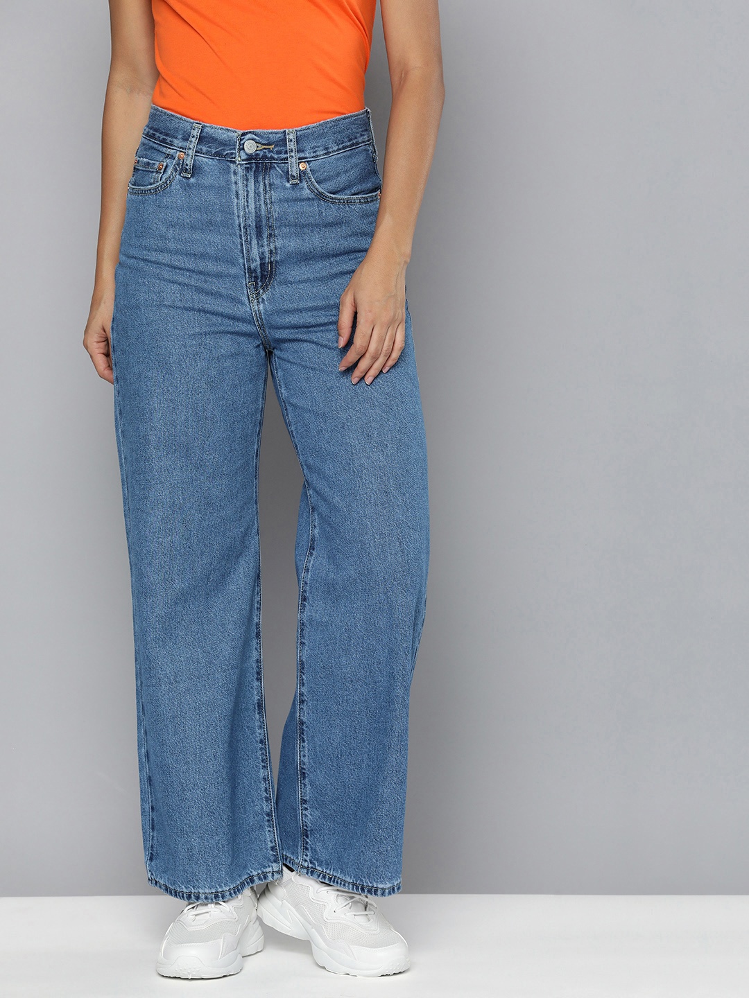 

Levis Women Ribcage Wide Leg High-Rise Light Fade Pure Cotton Jeans, Blue