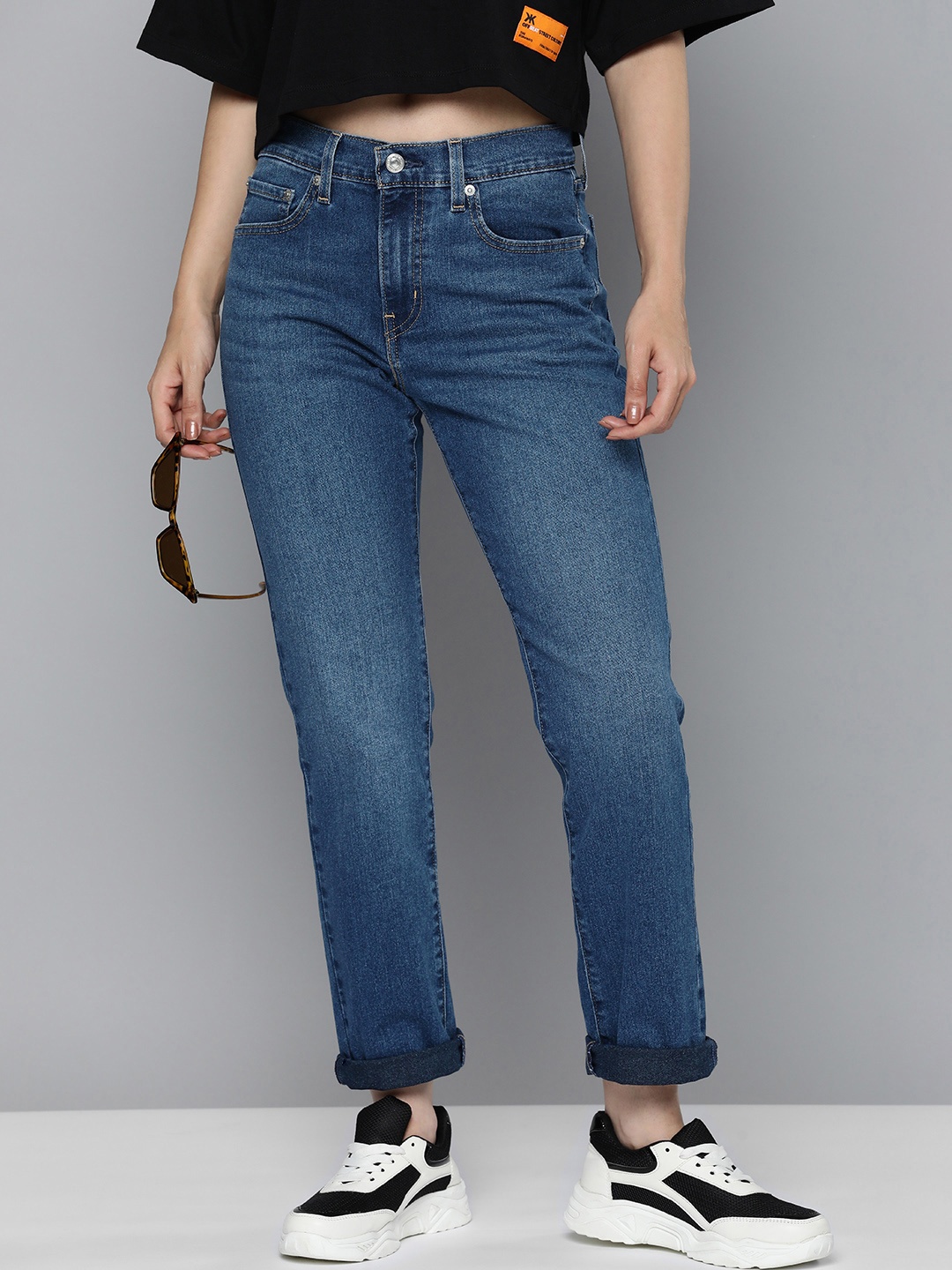 

Levis Women Straight Fit High-Rise Light Fade Stretchable Jeans, Blue