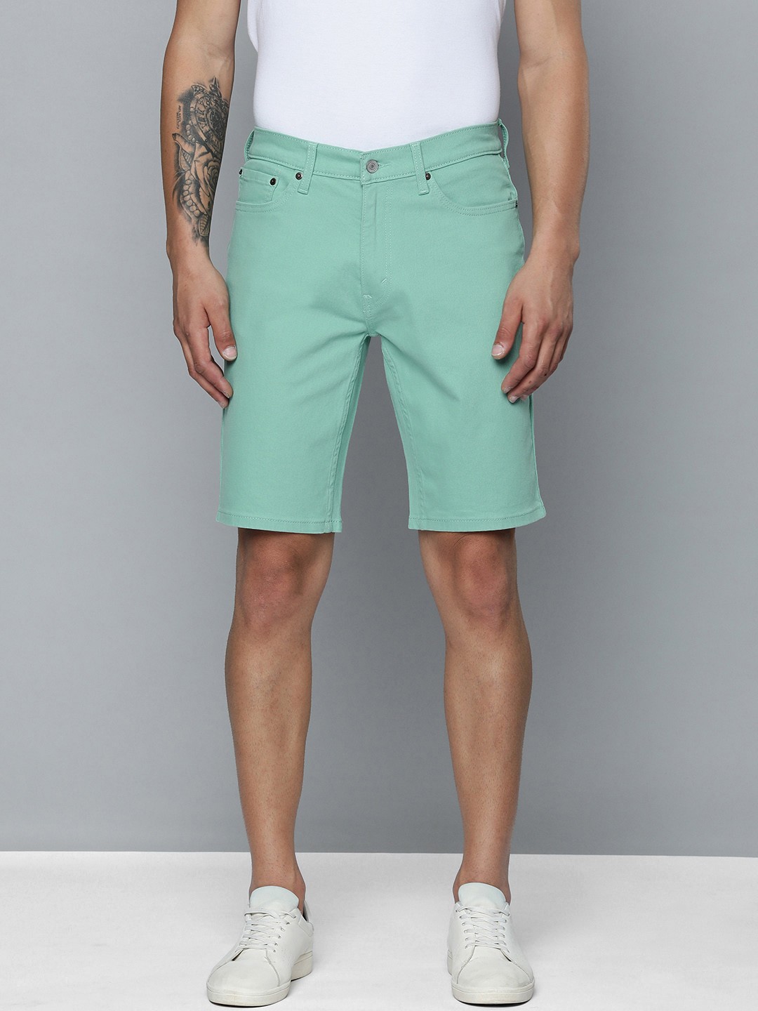 

Levis Men Solid Slim Fit Regular Shorts, Sea green