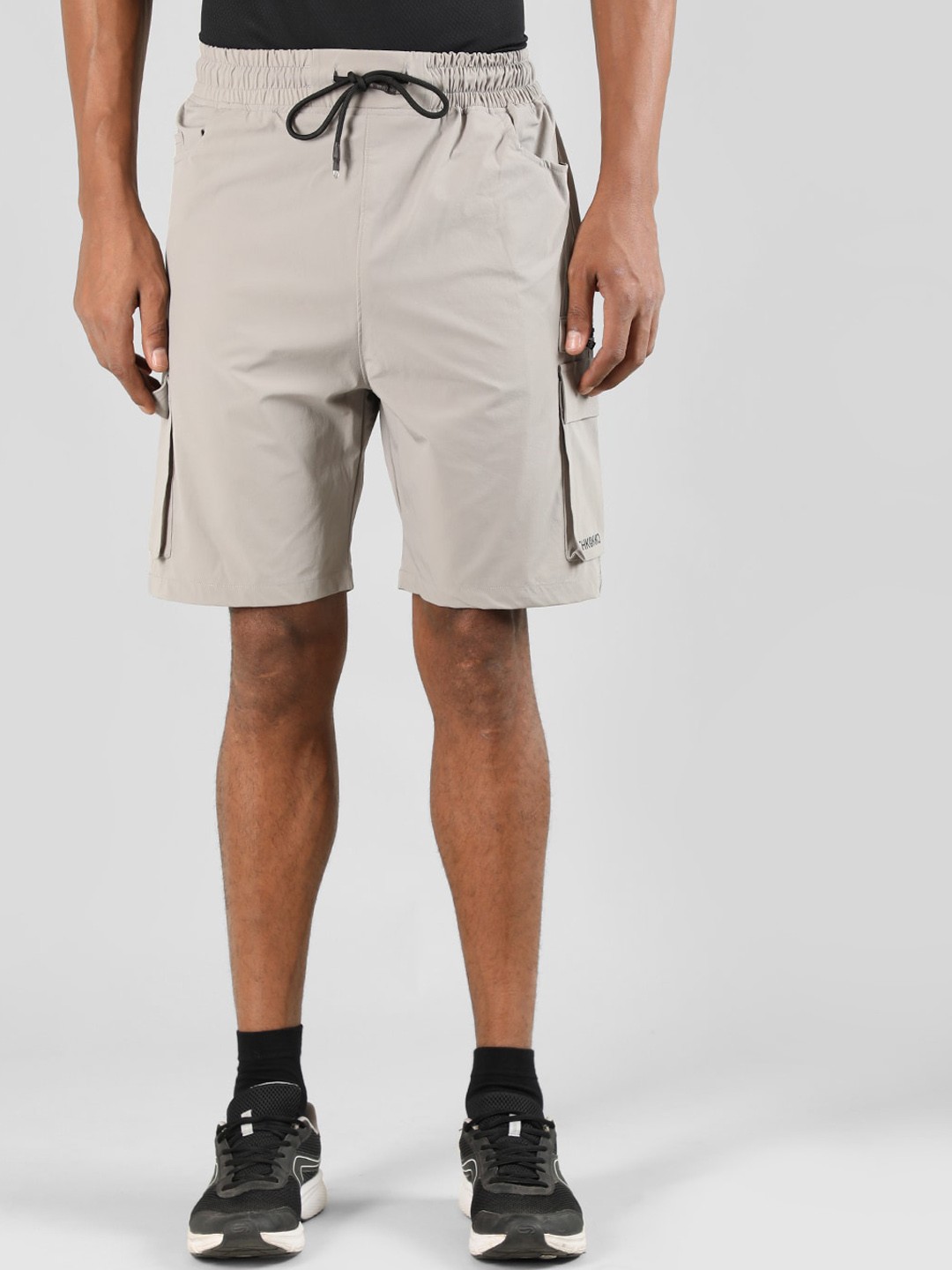 

CHKOKKO Men Mid-Rise Cargo Sports Shorts, Grey