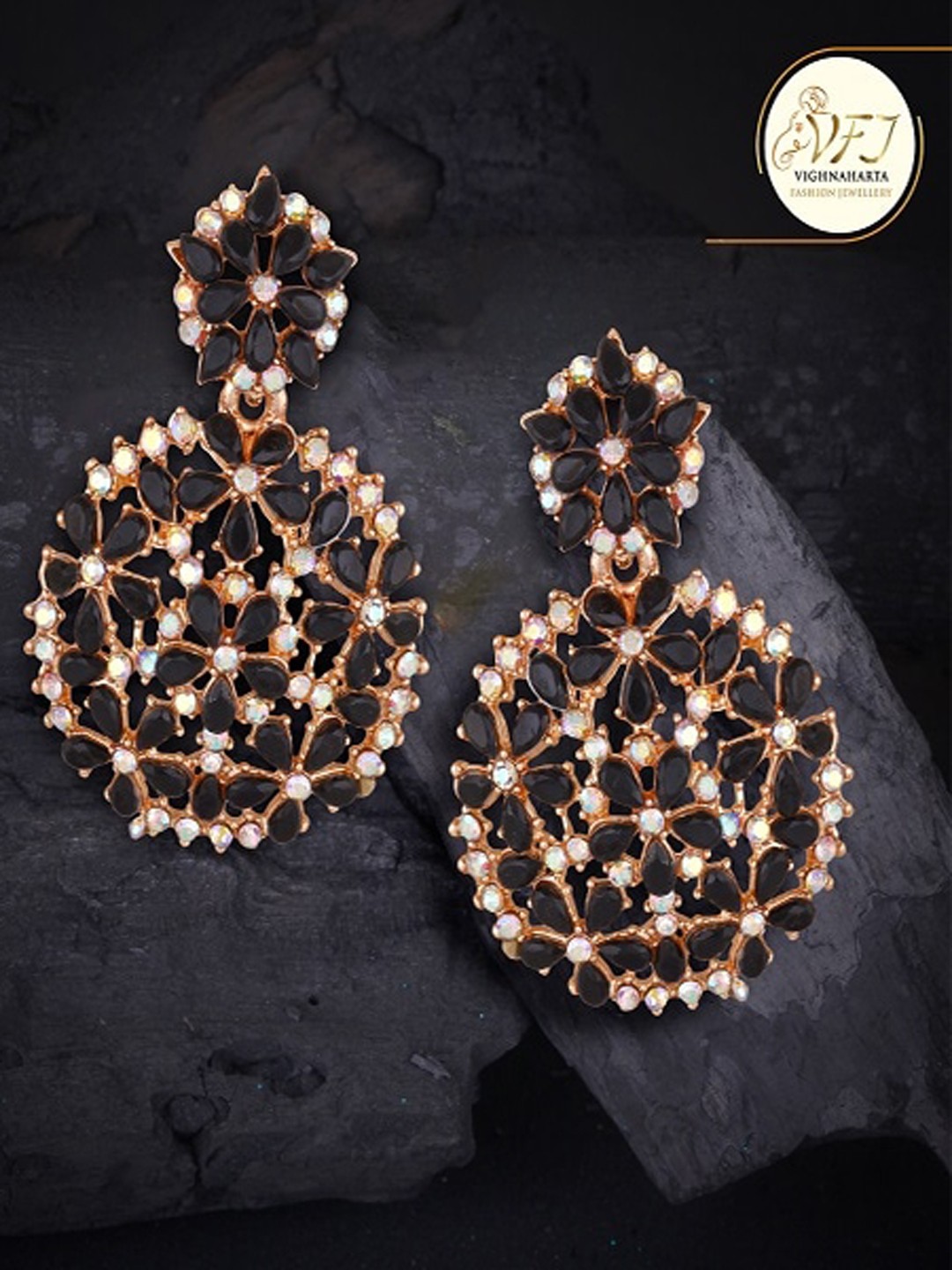 

Vighnaharta Floral CZ Chandbali Earrings, Gold