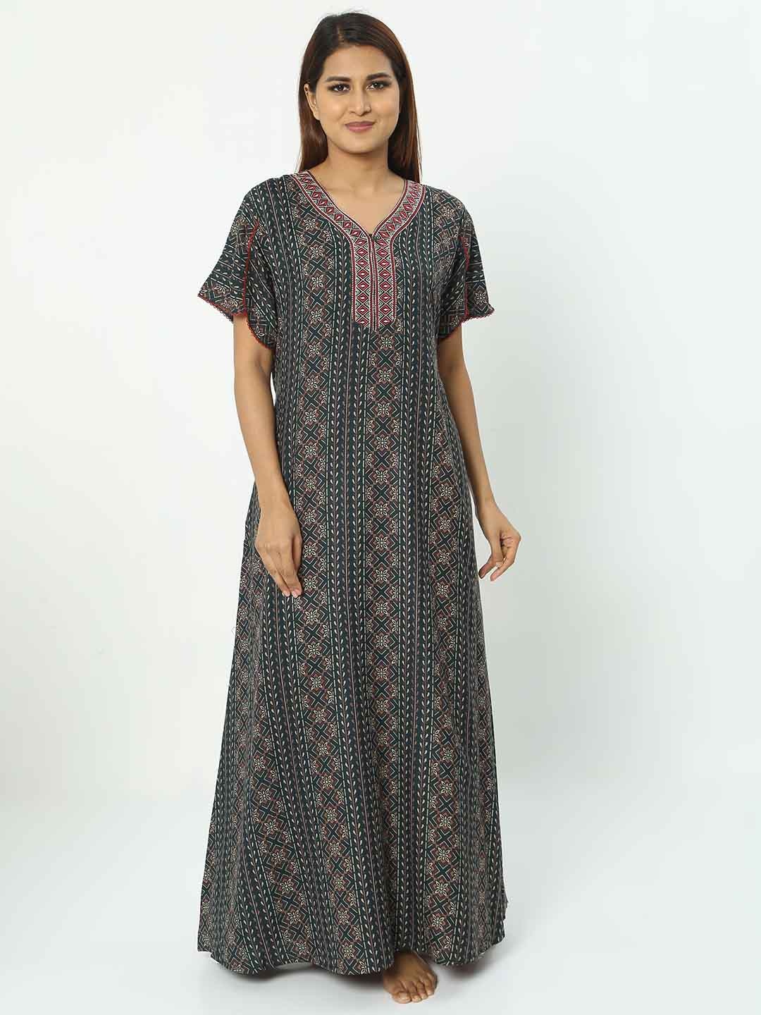 

9shines Label Ethnic Motifs Printed V-Neck Maxi Nightdress, Green