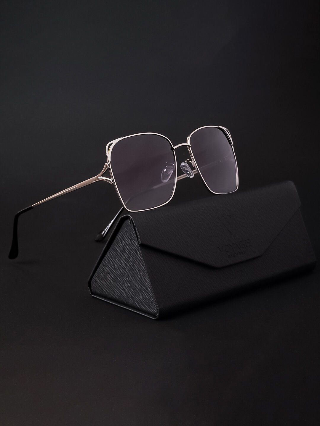

Voyage Unisex Square Sunglasses With Polarised And UV Protected Lens, Black